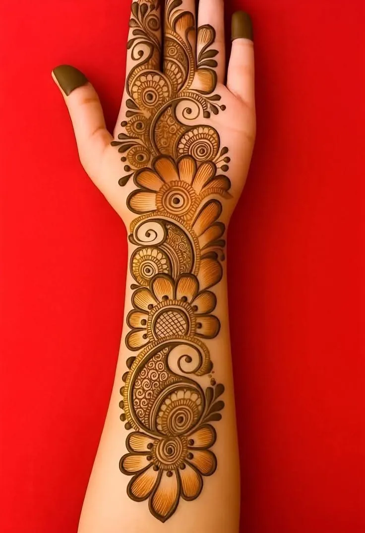 Charming Arabic Mehndi Design #29