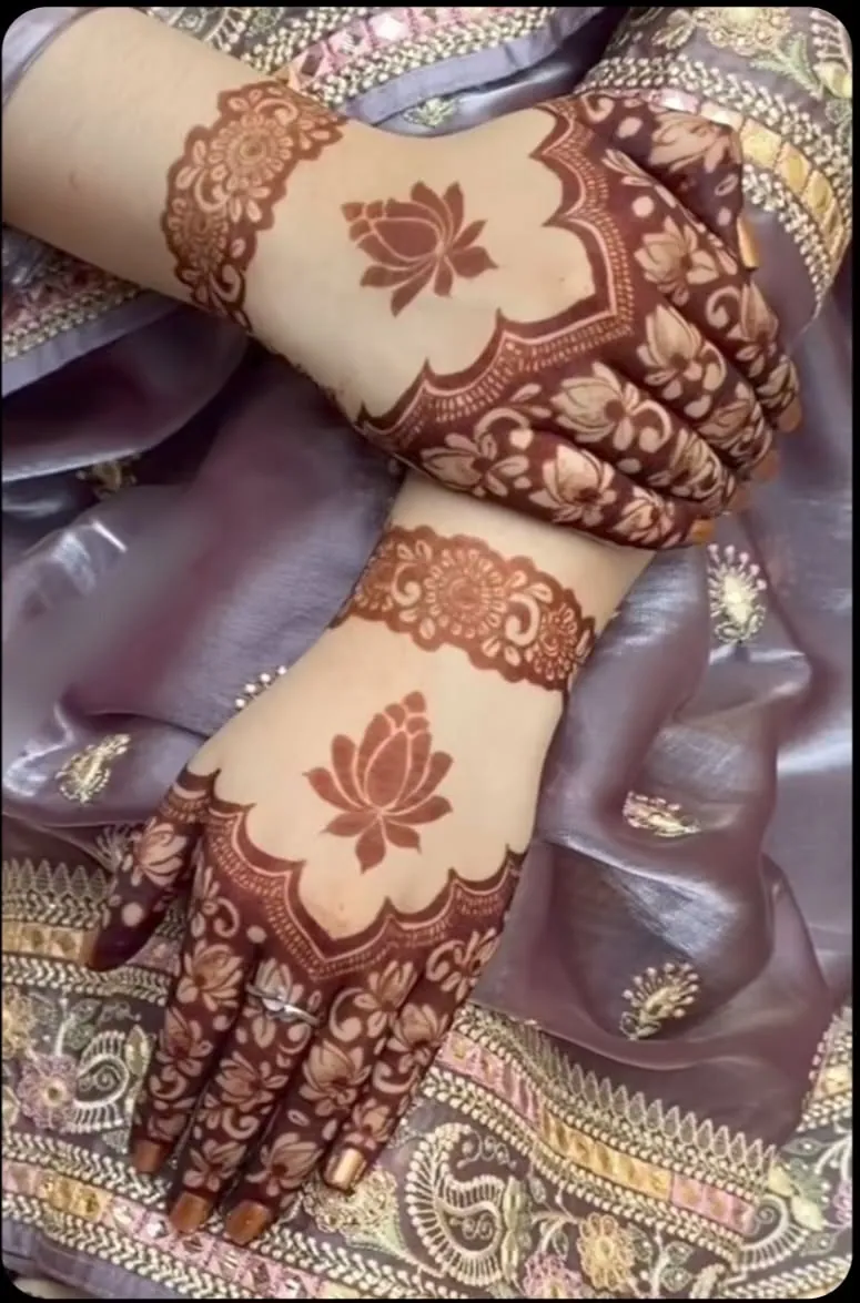 Classic Arabic Mehndi Design #92