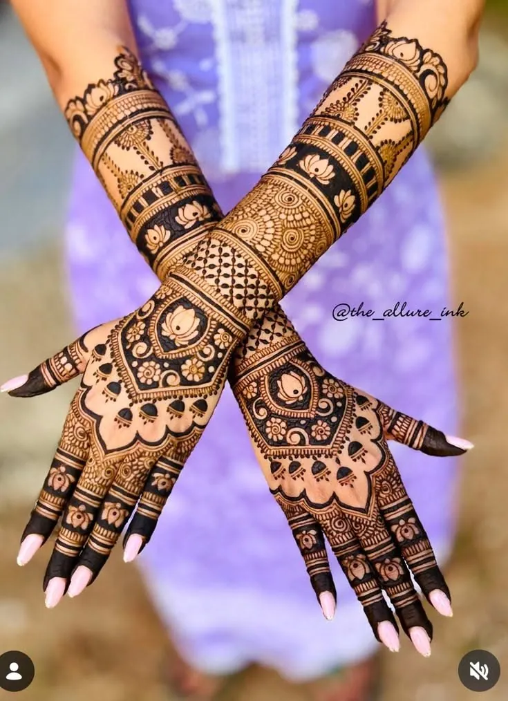 Modern Bridal Mehndi Design #11