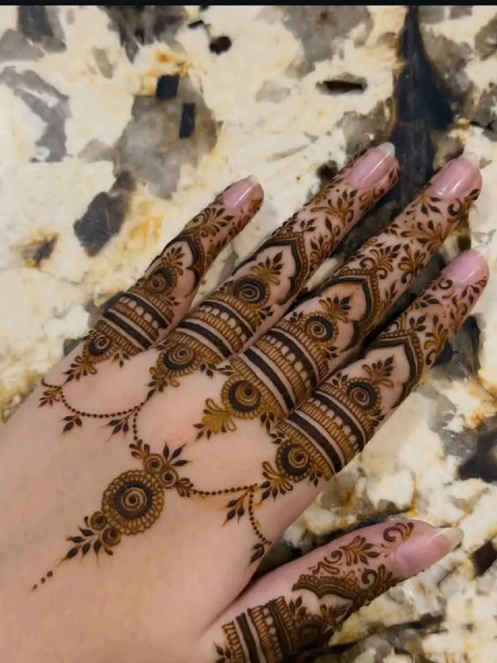 Modern Finger Mehndi Design #31
