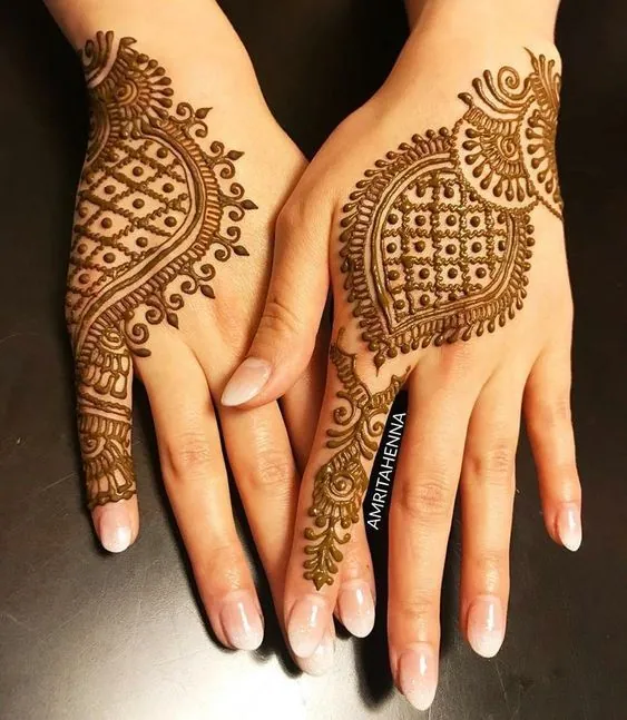Intricate Simple Mehndi Design #158