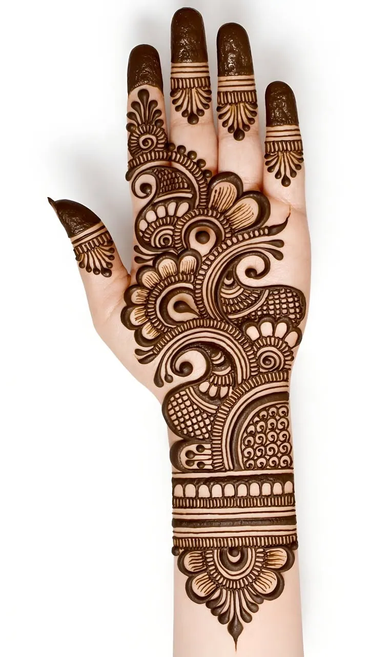 Trendy Simple Mehndi Design #16