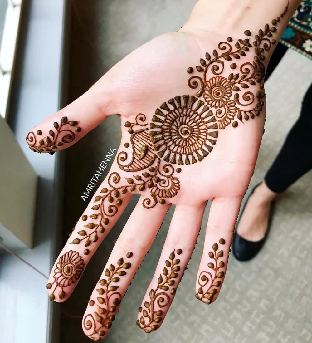 Classic Simple Mehndi Design #162