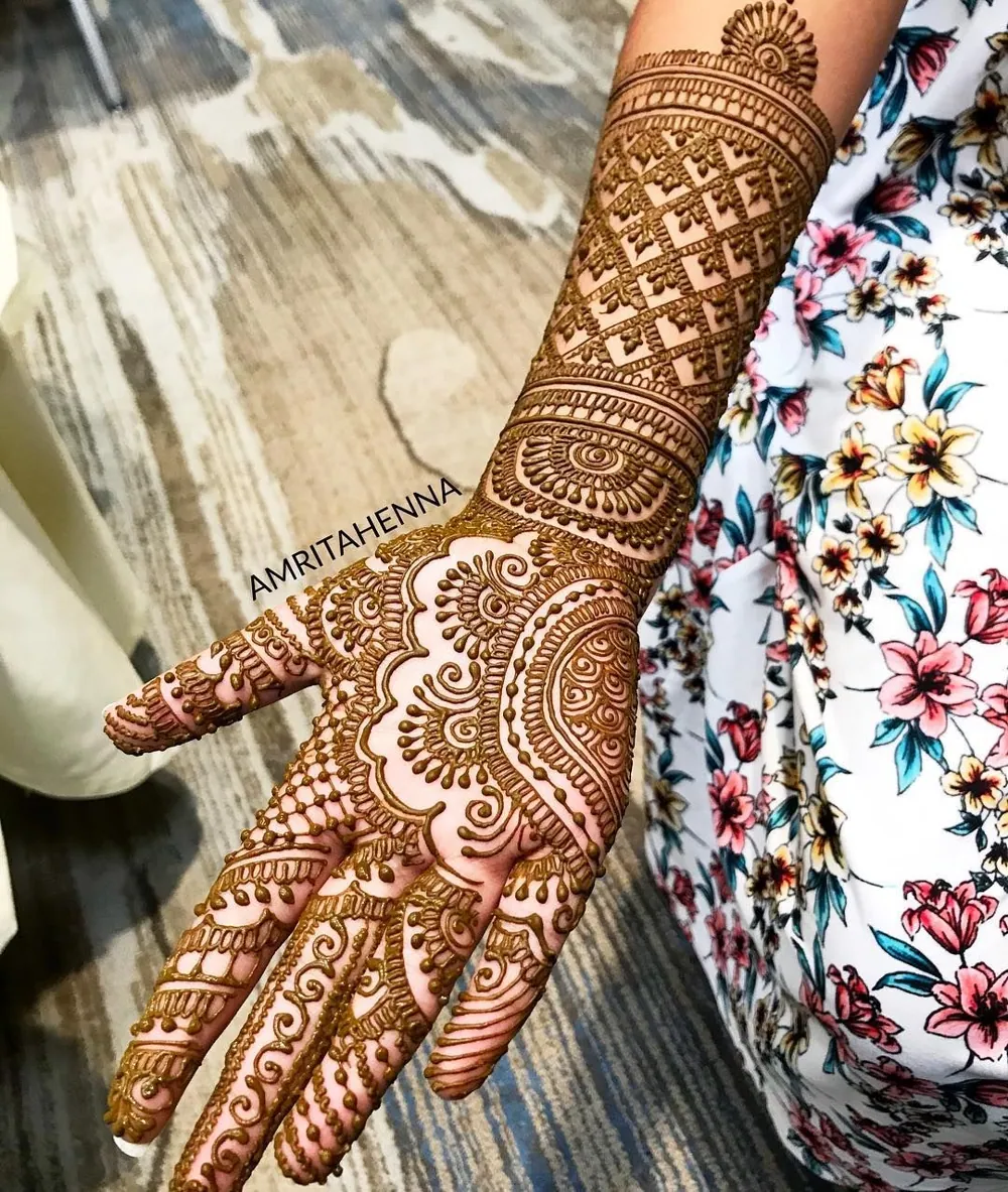 Graceful Simple Mehndi Design #187