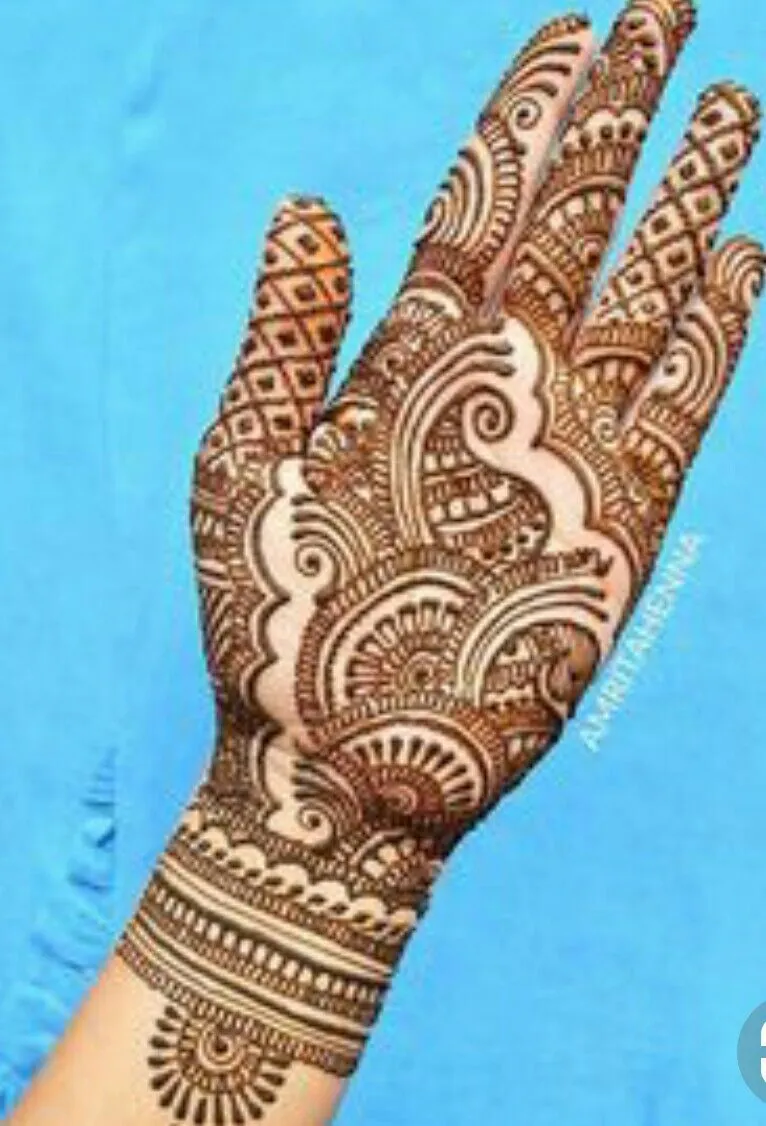 Beautiful Simple Mehndi Design #234