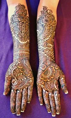 Trendy Simple Mehndi Design #376