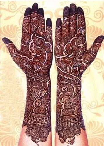 Charming Simple Mehndi Design #379